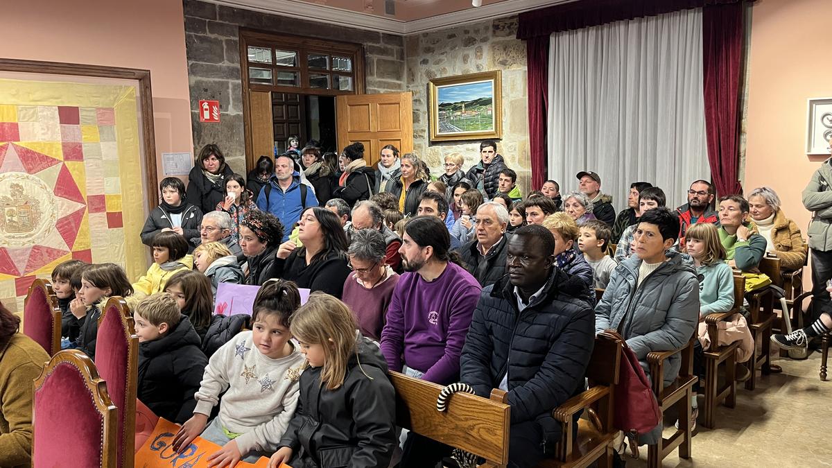 "EAJk atea itxi dio Maiztegi Herri eskolako patio duin, inklusibo eta seguruari"