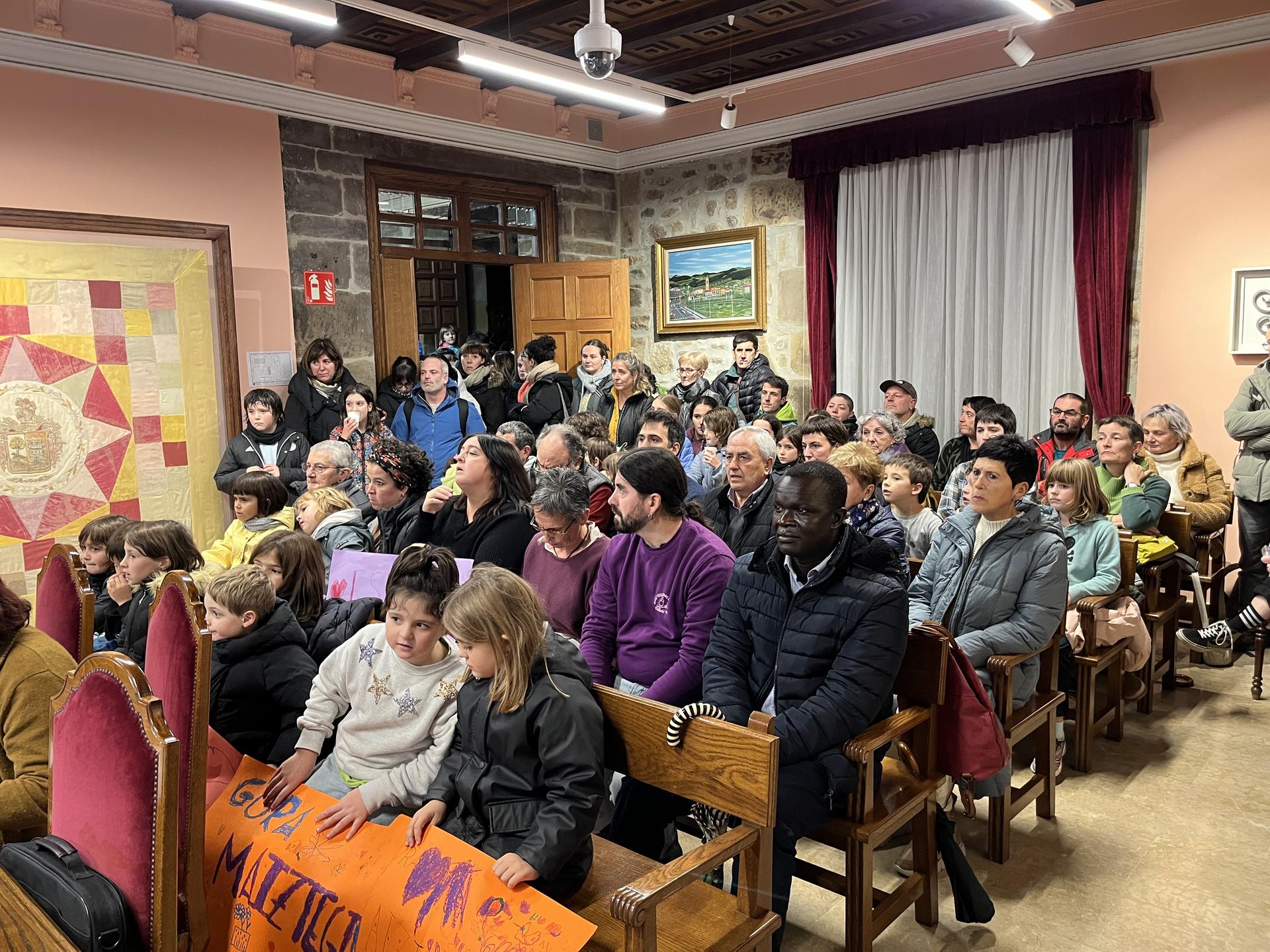 "EAJk atea itxi dio Maiztegi Herri eskolako patio duin, inklusibo eta seguruari"