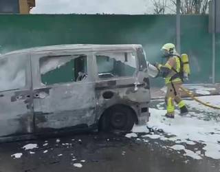 [BIDEOA] Auto batek su hartu du Mallabian