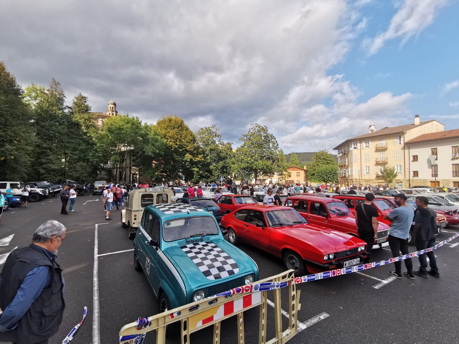Auto klasikoen topaketa egingo dute zapatuan Elorrion