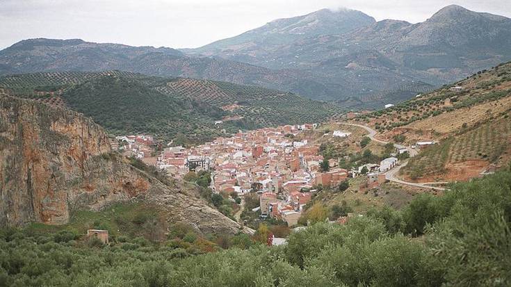 Fuensanta de Martos herriagaz senidetzea ofizialdu dute