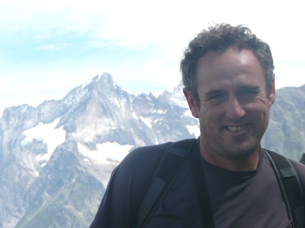 Arturo Apraiz, geologoa: "Himalaia mendilerroa milioika lurrikaren erraginez sortutakoa da"