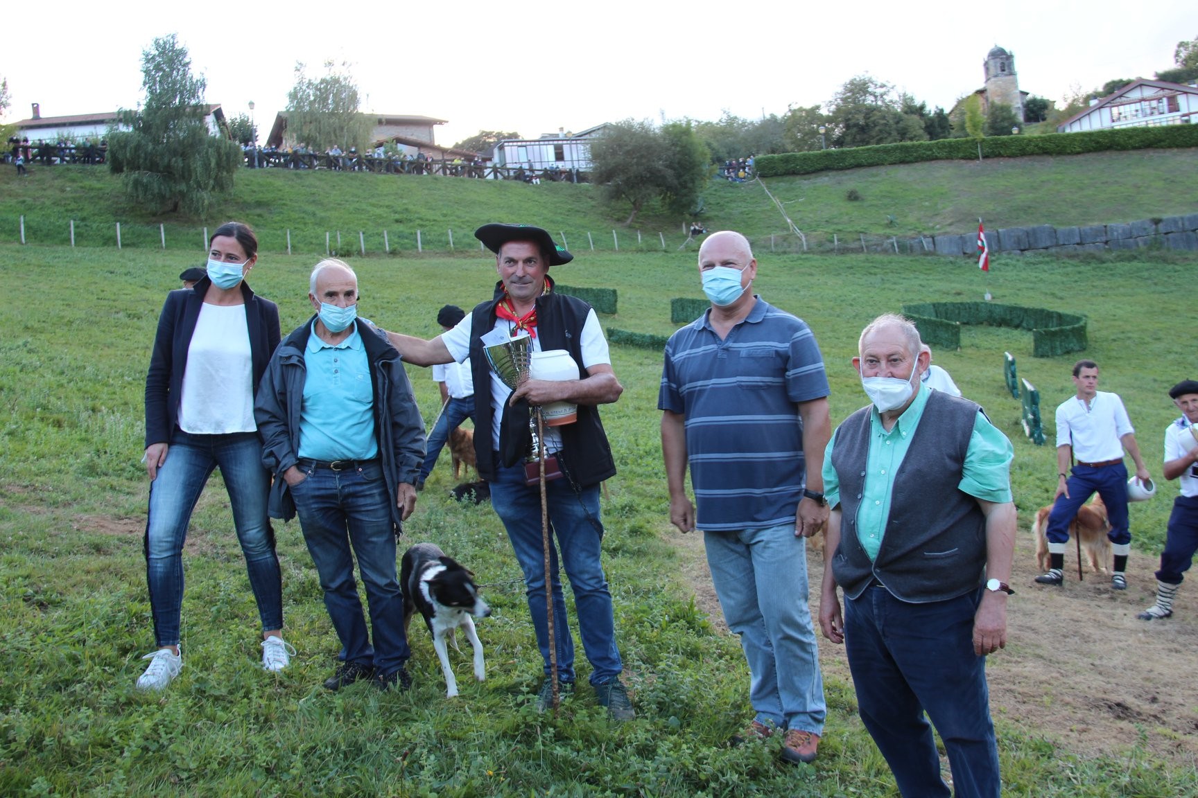 Roger Jauretxe eta 'Ximist' garaile Euskal Herriko Artzain txakur txapelketan