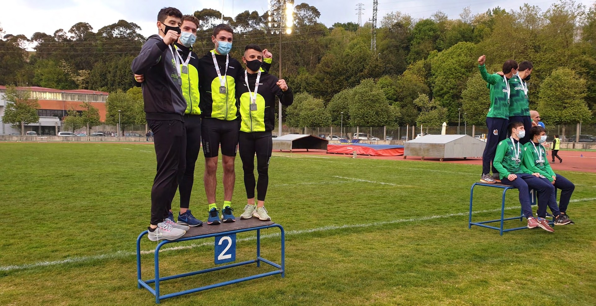 Durango Kirol Taldea Euskadiko txapelketako podiumera igo da gizonetan eta Bidezabalek laugarren amaitu du emakumeetan