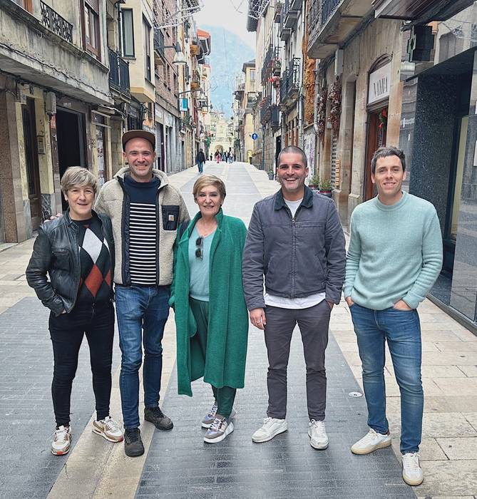 Durangar batzuek 'Gongo' sortu dute, tokiko merkataritza bultzatzeko aplikazioa