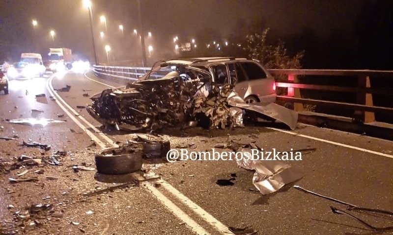 25 urteko zornotzar bat hil da Igorren gertatu den auto istripu batean
