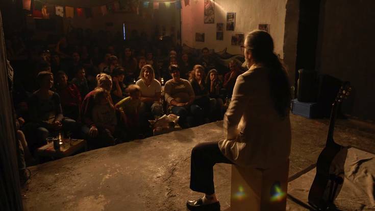 Decopivolta Teatre antzerki taldeak ‘Tulipas’ antzezlana aurkeztuko du 