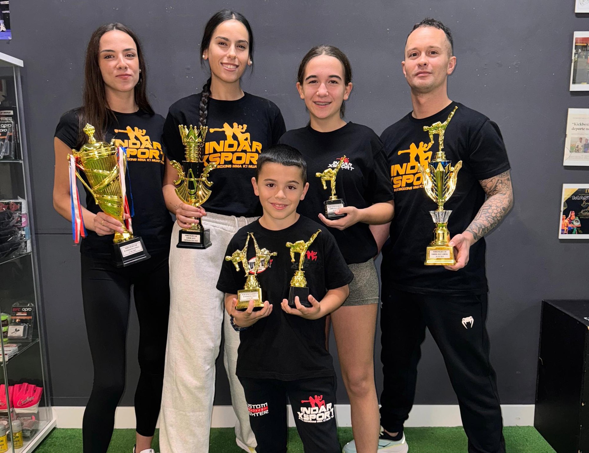 Eskualdeko kirolariak erreferente kickboxing eta muay thai modalitateetan