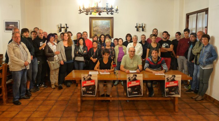 Guardia Zibilak herritar bat heriotzarekin mehatxatu duela salatu du Bergarako Sortuk