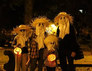 [EGITARAUAK]: Ekintza ugari, gaurik beltzena eta magikoena ospatzeko