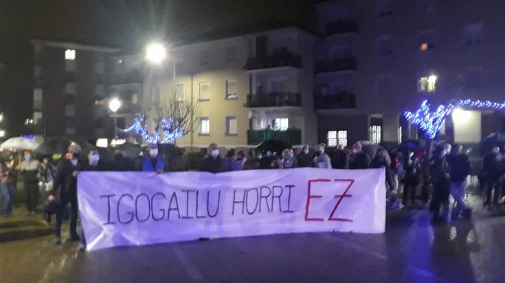 Igogailuaren aurkako protesta Zaldibarren