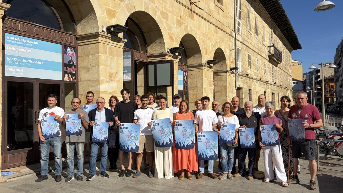 [EGITARAUA]: Leire Martinez, Gar, Latzen eta Txori Soro Gogoan, besteak beste, Durangoko San Fausto Jaietan