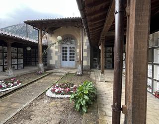 Mañariko Udalak hilerriko teilatuetako euri-urak biltzeko kanalizazio sistema bat jarri du