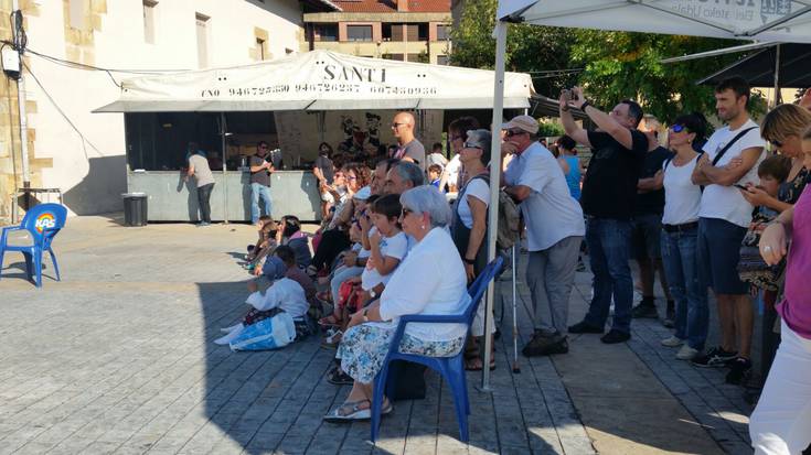 50. Ezpadantzari Eguna ospatu dute, Iurretako jaien barruan