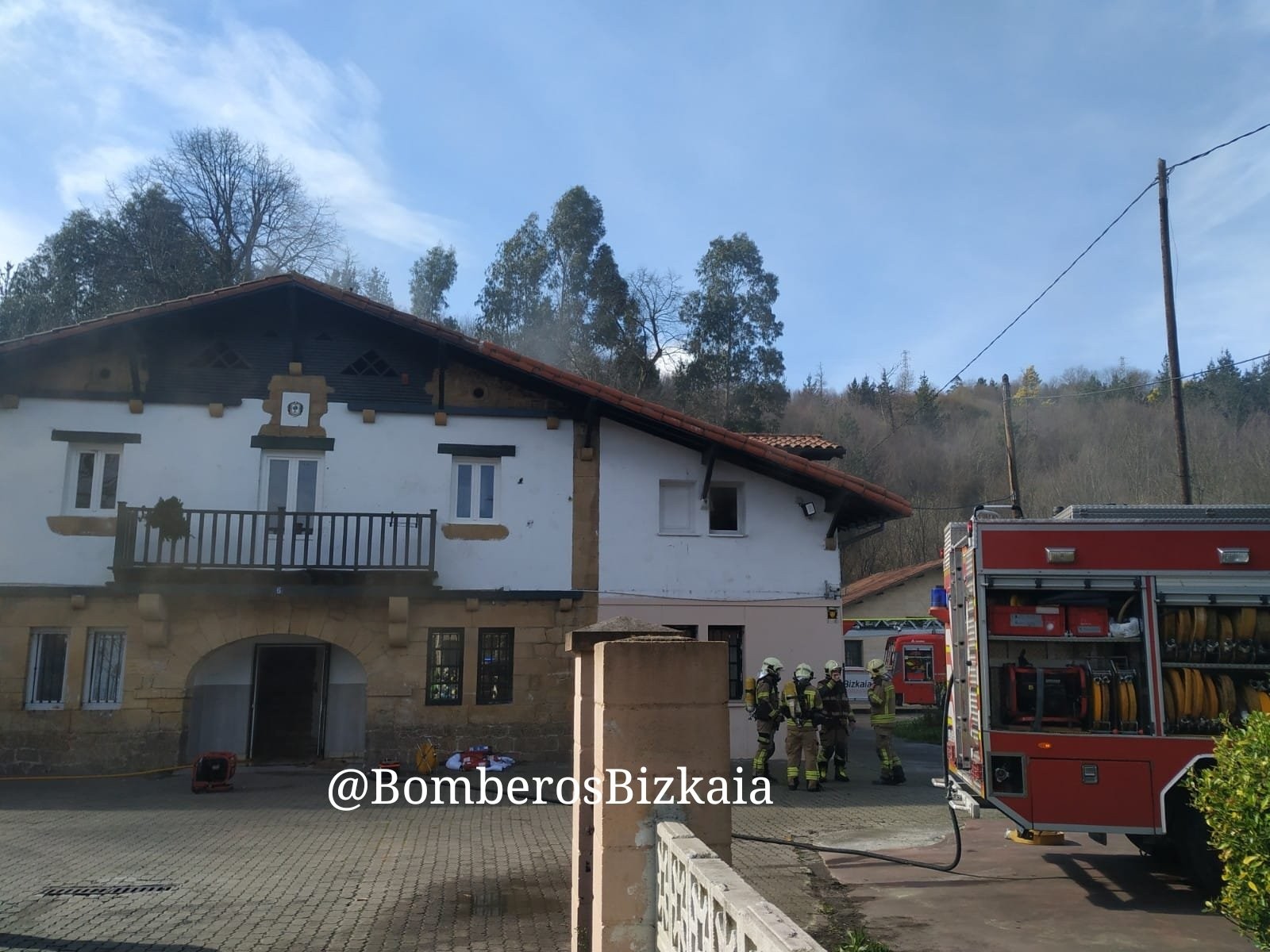 Zornotzako adin txikikoen zentroan sua piztu da