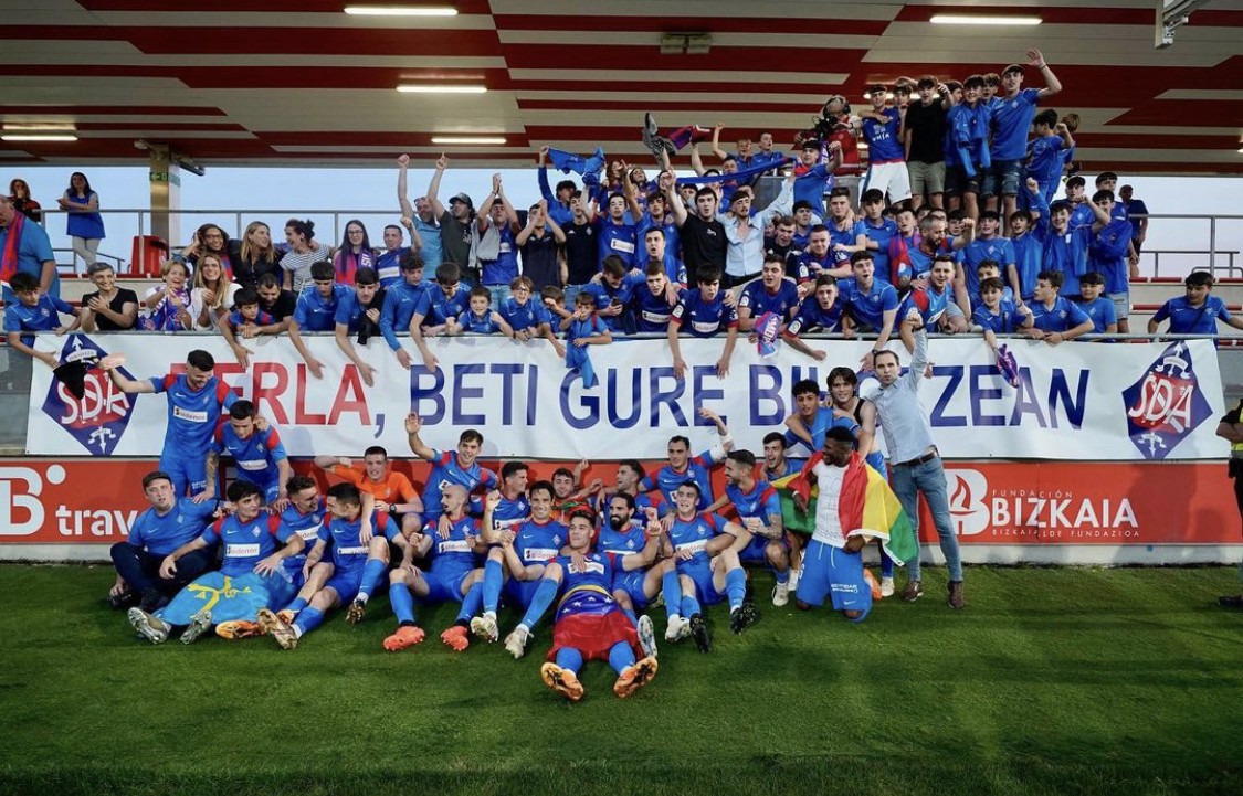 Amorebieta futbol taldea Bigarren Mailara igo da