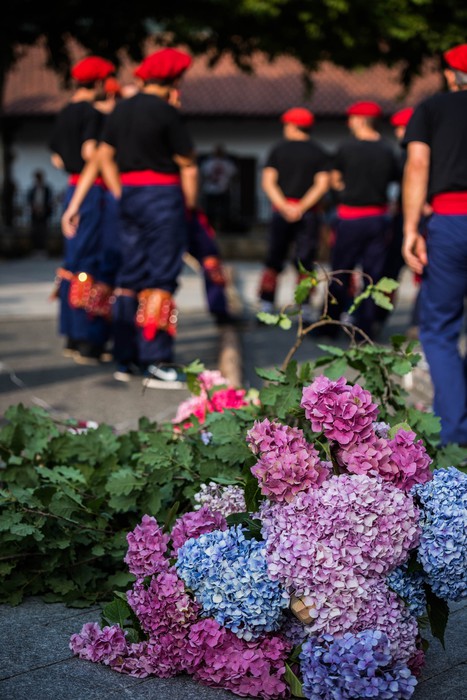 Donien Atxa jasota abiatu dituzte jaiak Garain - 5