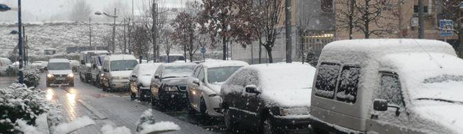 Izotza eta elurra goizean goizetik Durangaldean