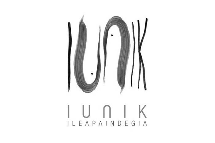IUNIK ILEAPAINDEGIA logotipoa
