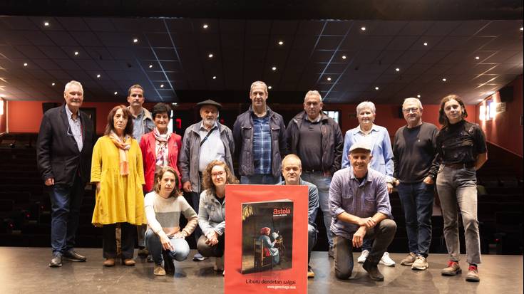 Astola aldizkariaren 19. alea kalean da