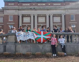 [ARGAZKI GALERIA] Urbana Champaingen ere euskararen alde