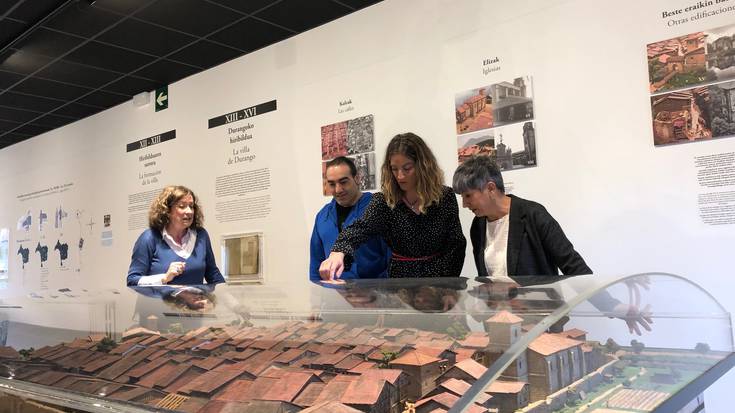 Durangoko Historia museoak ateak ireki ditu bi urteko lanen ostean