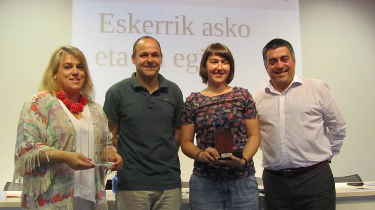 Gurutze Gorriari saria eman dio Iurretako Institutuak