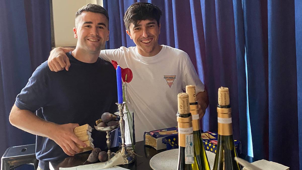 "Bioi gustatzen zaigu ondo jatea eta horrek sukaldaritzagazko zaletasuna piztu digu"