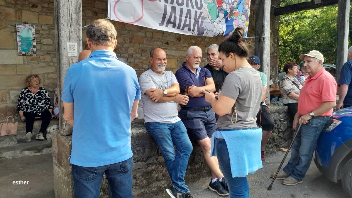 [EGITARAUA]: Tortilla txapelketa, ardi moztaileak eta Zonotzako otxotea, San Antonio auzoko jaietan