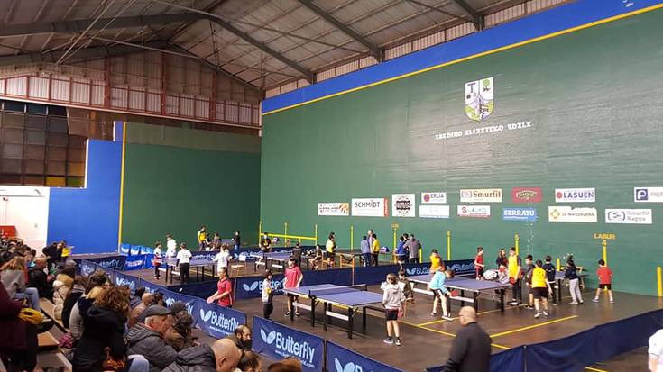 Abadiñon kadete mailara arteko mahai-tenis txapelketa jokatuko dute zapatuan