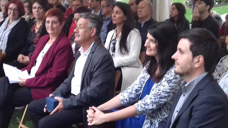 Emakume borrokalari komunista hari eskainitako parkea