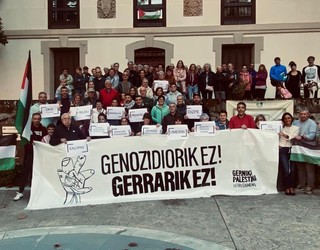 [ARGAZKI GALERIA] Palestinaren aldeko mobilizazioak egin dituzte Durangaldean
