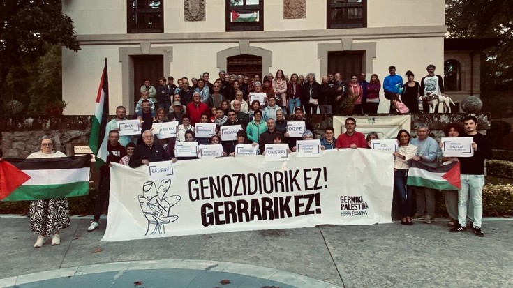 [ARGAZKI GALERIA] Palestinaren aldeko mobilizazioak egin dituzte Durangaldean