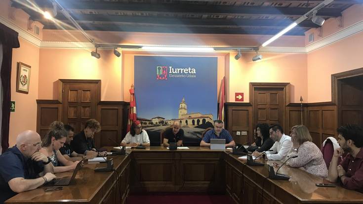 EH Bildu: "Udal gobernuak egindako gestio desegoki baten erruz, iurretar guztiok sufrituko ditugu sententziaren kalteak"