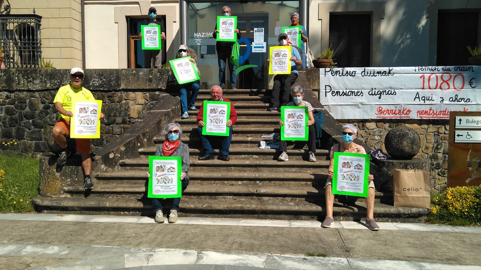 Bilboko manifestaziora joaterik ez dutenez, Durangaldeko pentsiodunak herrietan mobilizatuko dira