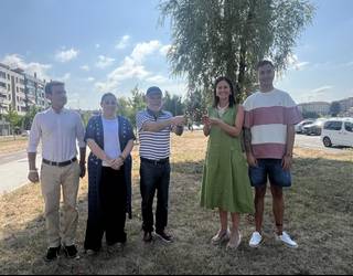 Victor Arrizabalagaren 'Uretatik haratago' eskultura aurkeztu dute