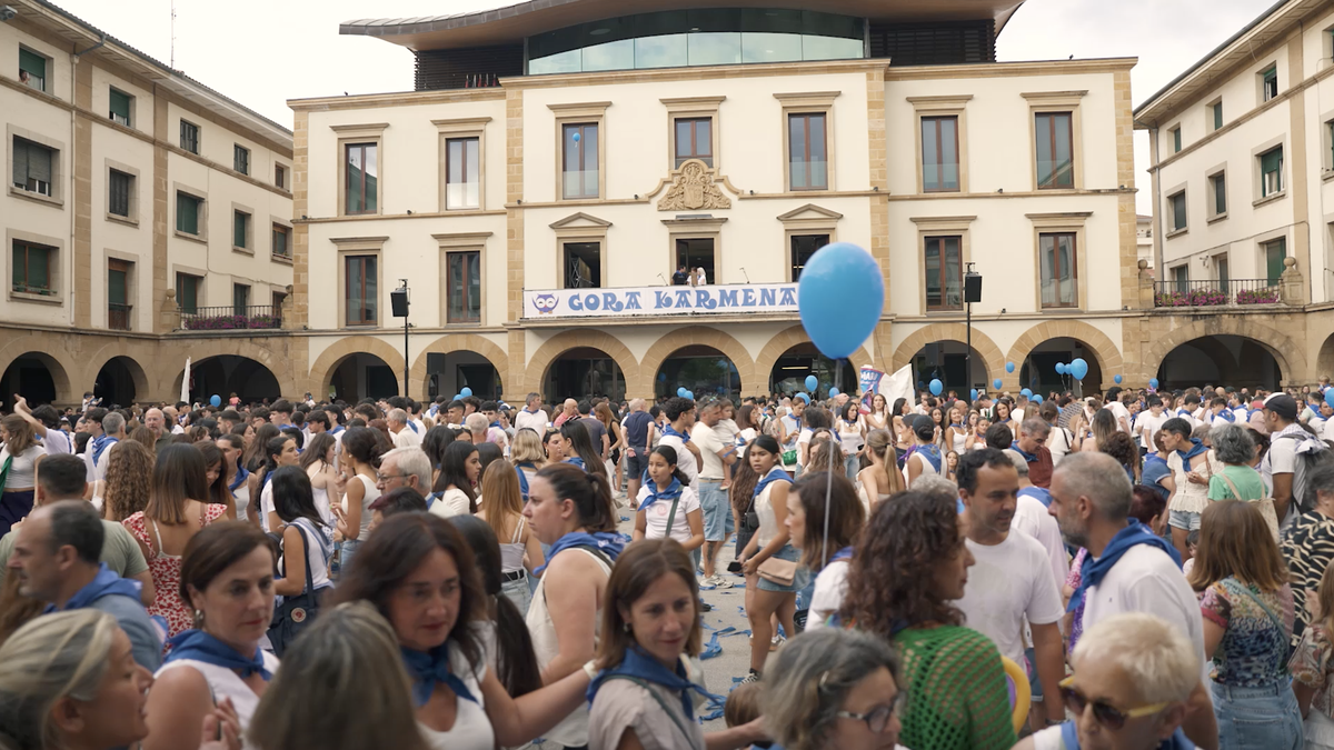 Karmengo jaien inguruan zornotzarren iritzia ezagutzeko inkesta martxan jarri du udalak