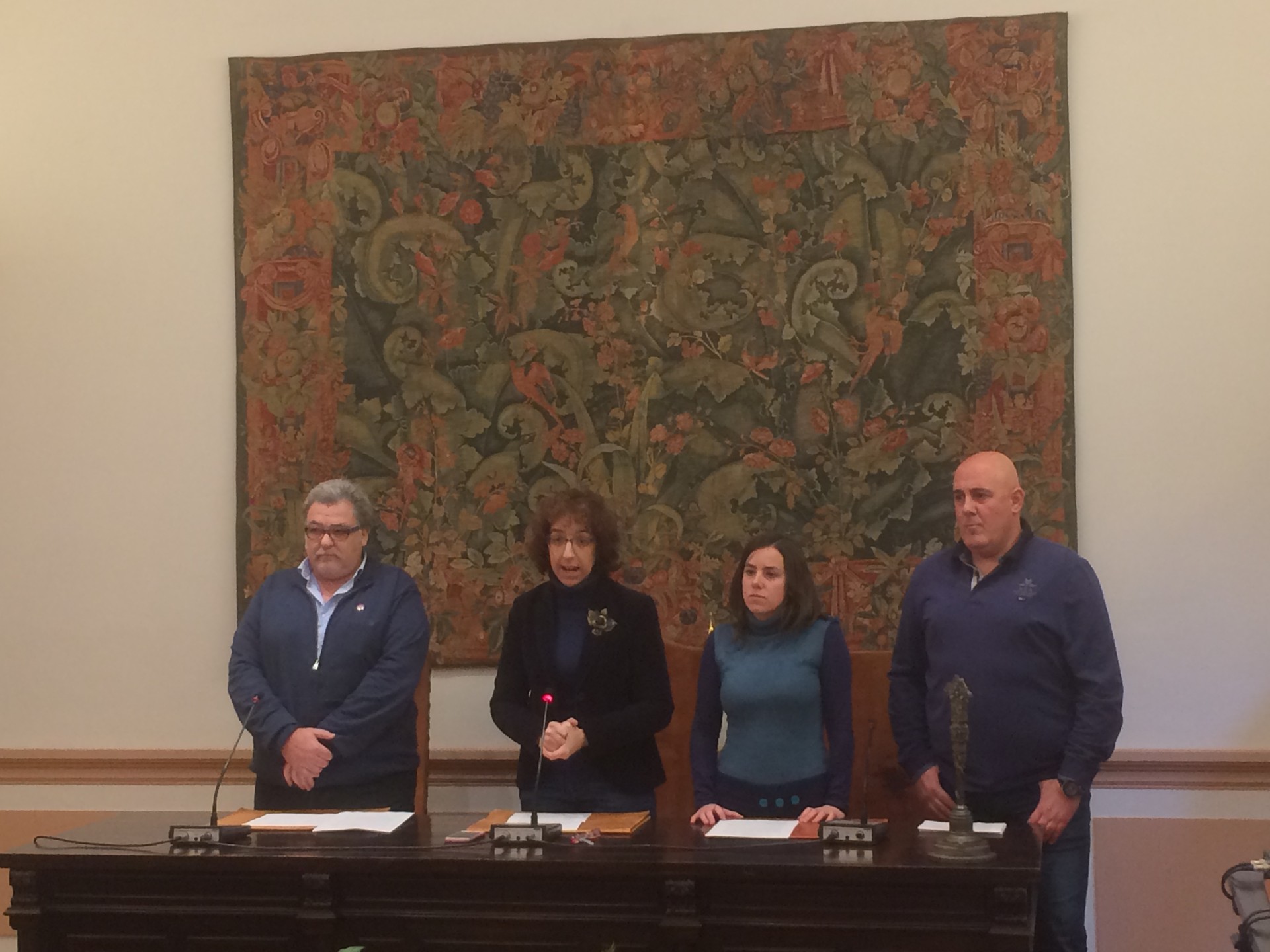 "Hizkuntza ohituren aldaketa kolektiboa izanen da ala ez da izanen"