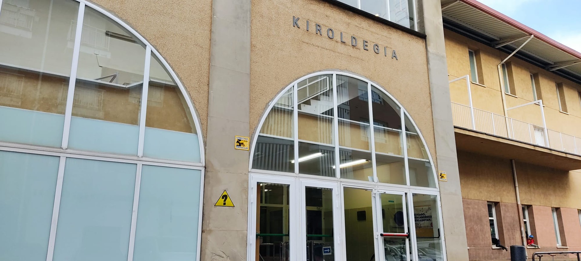 Elorrioko kirol instalazioetako diru sarrerak 178.456 euroan gutxitu dira
