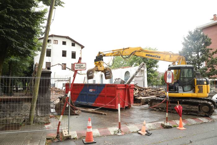 Landarte etxea botatzen hasi da Durangoko Udala, eta lanok gelditzeko eskatu du EH Bilduk
