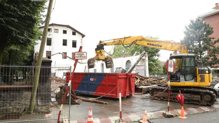 Landarte etxea botatzen hasi da Durangoko Udala, eta lanok gelditzeko eskatu du EH Bilduk