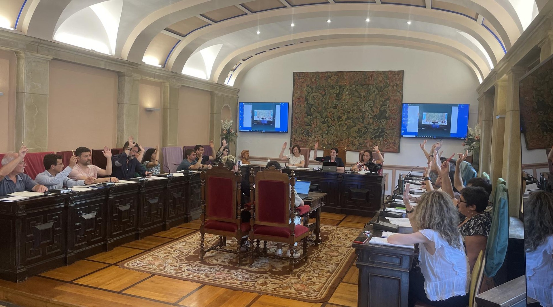 Durangotik Donostiarako garraio zerbitzua hobetzeko azterlan bat egin gura du udalak