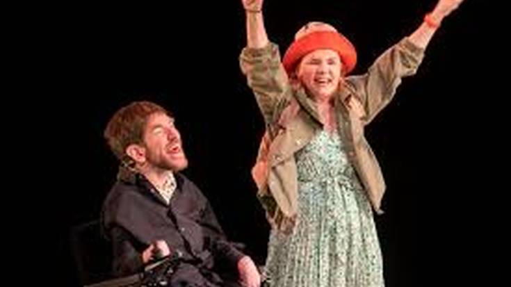 'Sabes que las flores de plastico nunca han vivido ¿verdad?'