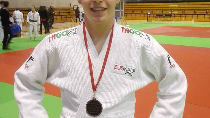 Eneko Carballo zilarrezko dominagaz itzuli da Iruñeko txapelketatik