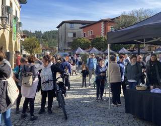 [ARGAZKI GALERIA]: "Abadiñoko azoka ohiturazko eguna bihurtu da herritarren agendan"