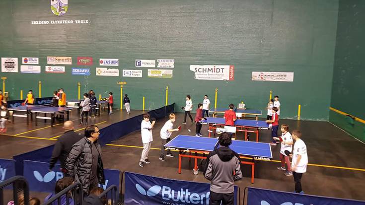 Gabonetako mahai-tenis txapelketa egingo dute Abadiñon, lehen aldiz