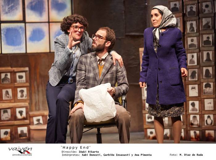 Antzerkia: 'Happy End'