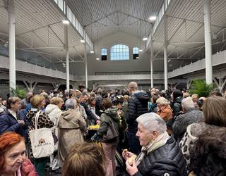 Bisita informatiboa Durangoko merkatuan postu bat zabaldu guran dabiltzanentzat