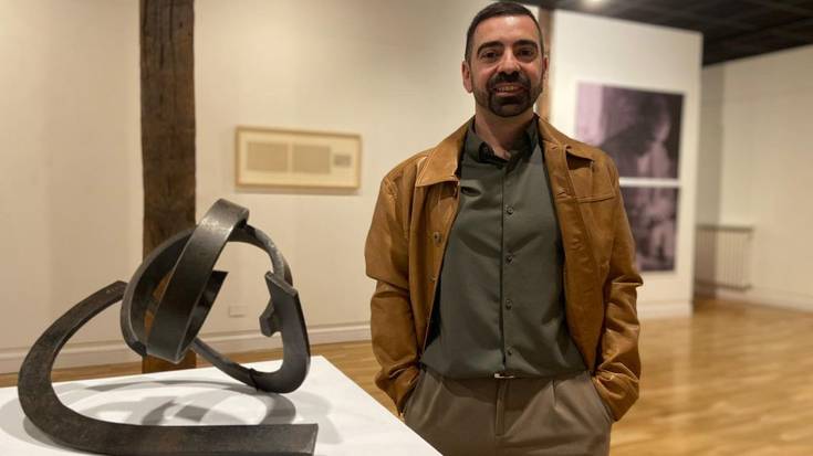 "Erakusketa hau Oteizak Durangori egin gura izan zion opari bat da"