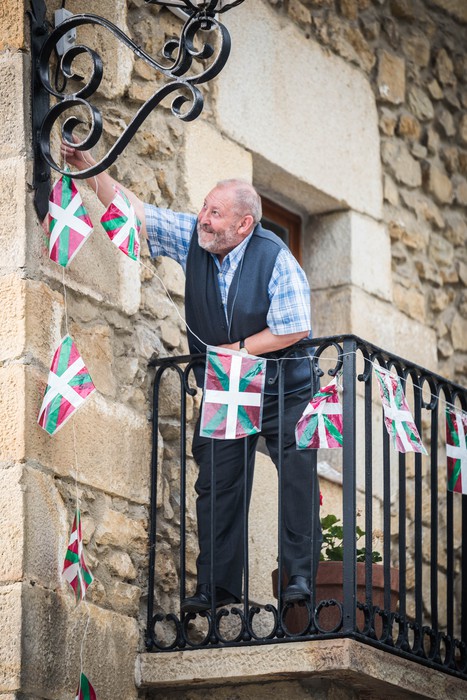 Donien Atxa jasota abiatu dituzte jaiak Garain - 14